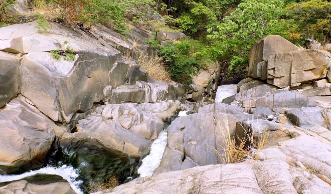 Mayanka Falls Suleja