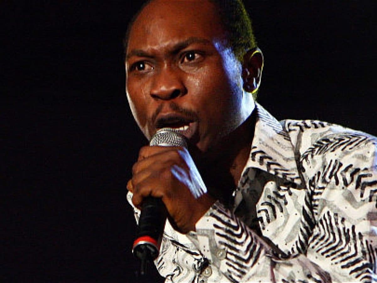 Police invade Seun Kuti’s house for separate crime exhibits, seize wife’s phone [Video]