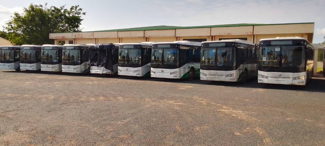 Adamawa receives new buses, orders rice, maize for palliative care