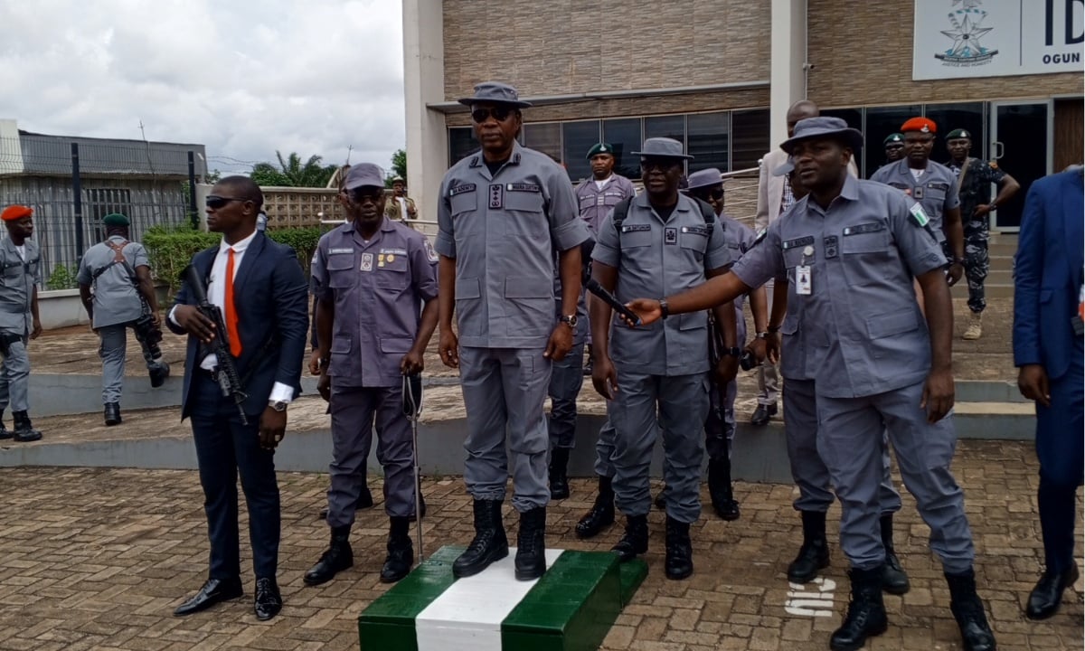 Customs boss mulls lifting ban on fuel supply to border communities