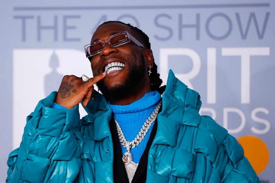 Reactions as Burna Boy calls Davido ‘joke’