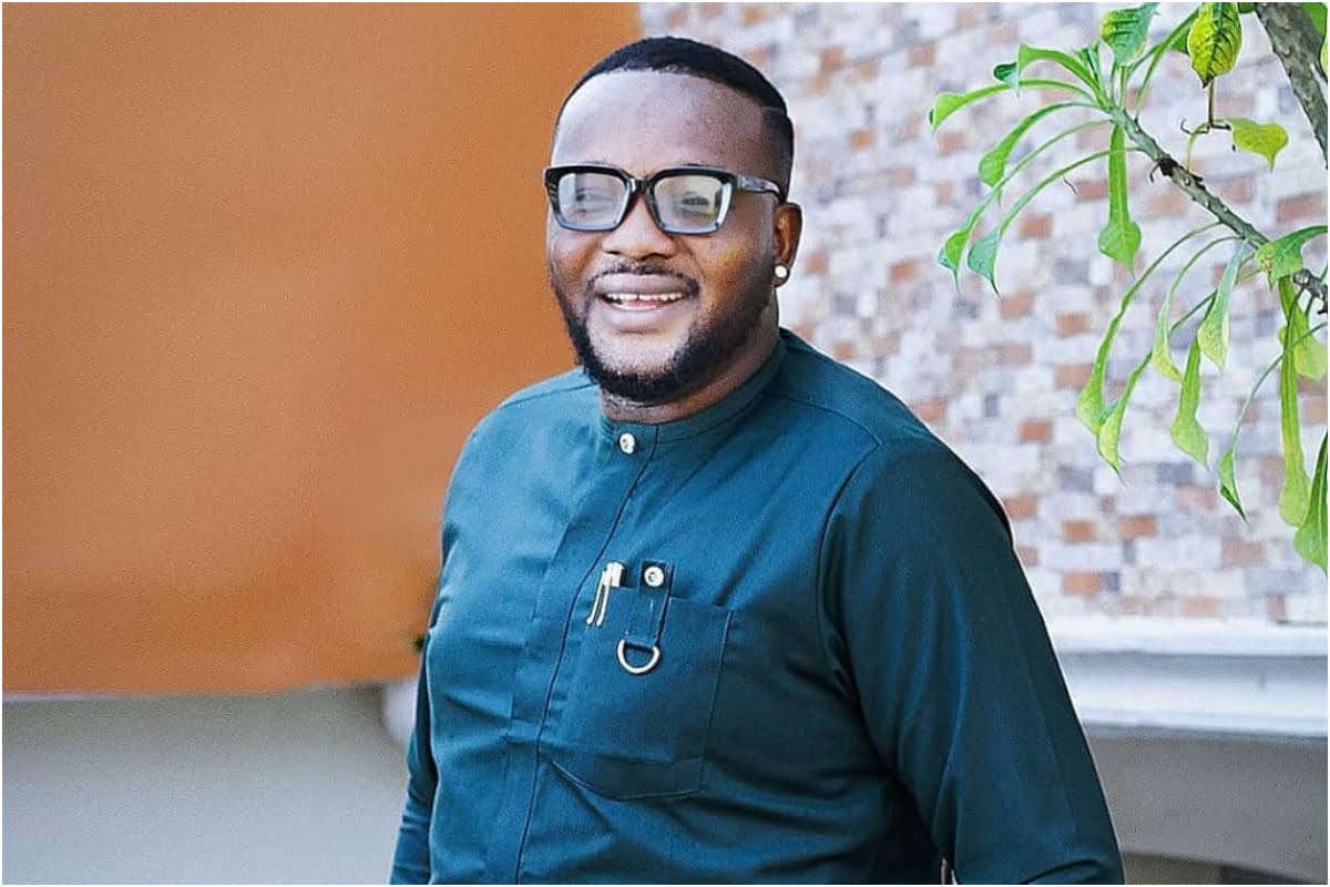 You’re unworthy to be called father – Baby mama blasts actor Yomi Fabiyi